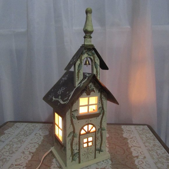 Kathy Hatch Wooden Church Lamp - Picture 2 of 16